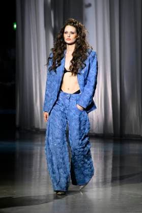 Model bei der Kilian Kerner Fashion Show auf der Berlin Fashion Week S S 2026 in der Uber Eats Music Hall. Berlin, 02.07.2025