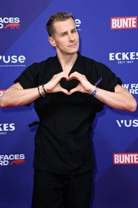 Lukas Sauer bei der Verleihung der Bunte New Faces Awards Style 2025 im Telegraphenamt. Berlin, 03.07.2025