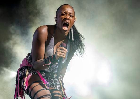 Entertainment Themen der Woche KW27 DENMARK. Roskilde Festival 2025 Rachel Chinouriri performs on Arena Stage during Roskilde Festival Saturday, July 5, 2025. (Photo: Torben Christensen Scanpix 2025) , Roskilde Denmark *** DENMARK Roskilde Festival 2025 Rachel Chinouriri performs on Arena Stage during Roskilde Festival Saturday, July 5, 2025 Photo Torben Christensen Scanpix 2025 , Roskilde Denmark  Copyright: TorbenxChristensen TorbenxChristensenx spdk20250705-145423-L