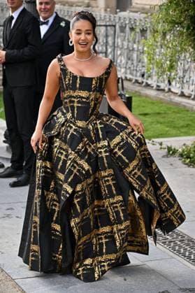 PFW Bal D Ete Outside Arrivals Lena Mahfouf Situations arriving at the Bal D Ete ahead of Haute Couture Fashion Week in Paris, France on July, 6, 2025. Photo by Julien Reynaud APS-Medias ABACAPRESS.COM Paris France  Copyright: xReynaudxJulien APS-Medias ABACAx