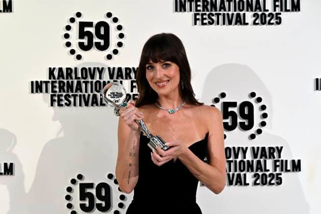American actress Dakota Johnson recevied President s Award of Karlovy Vary IFF during the 59th Karlovy Vary International Film Festivalin Karlovy Vary, Czech Republic, July 6, 2025. (CTKxPhoto KaterinaxSulova) CTKPhotoP2025070605637  CTKPhotoP2025070605637