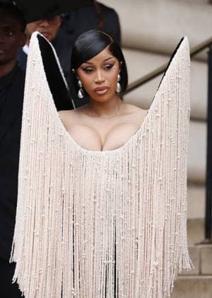 Cardi B Celebrities at Schiaparelli Haute Couture Fall Winter 2025 2026 Collection fashion show, during Paris Fashion Week on july 7th 2025 Denis Guignebourg Bestimage Celebrities at Schiaparelli Haute Couture Fall Winter 2025 2026 Collection fashion show, during Paris Fashion Week on july 7th 2025 Paris France  Copyright: xDenisxGuignebourgx xBestimagexDenisxGuignebourgx xBestimagex