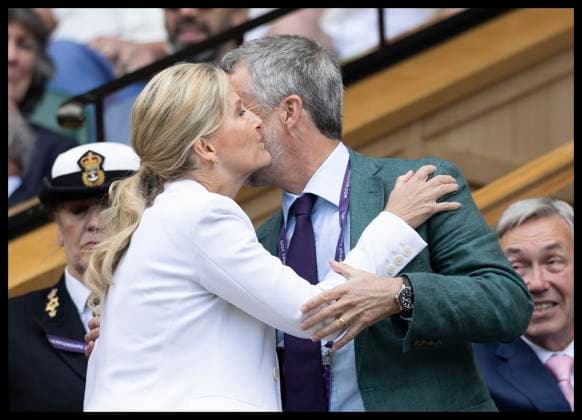 . 07 07 2025. London, United Kingdom. Sophie, Duchess of Edinburgh and King Frederik of Denmark in the Royal Box on day eight of the Wimbledon Tennis Championships in London.  xStephenxLockx xi-Imagesx IIM-26082-0048