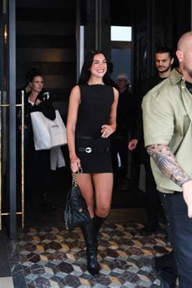 Dua Lipa Leaves the Cost Hotel - Paris Dua Lipa leaves the Cost Hotel during Paris Fashion Week in Paris, France on July 7, 2025. Photo by Florian Poitout ABACAPRESS.COM Paris France  Copyright: xPoitoutxFlorian ABACAx