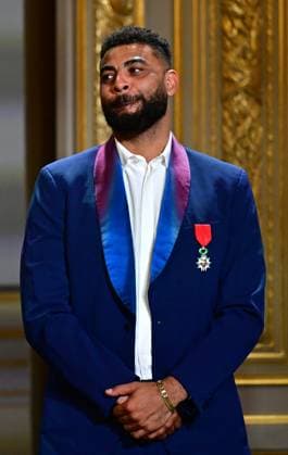 French volleyball player and Olympic gold medalist Earvin Ngapeth French President Emmanuel Macron during a ceremony to honor members of the French National Volleyball team, current Olympic champions, to mark the first International Volleyball Day, at the Élysée presidential palace, à Paris, France, le 7 juillet 2025 Christian Liewig Bestimage French President Emmanuel Macron during a ceremony to honour members of the French National Volleyball team, current Olympic champions, to mark the first International Volleyball Day, at the Elysee Palace, in Paris, France, on July 7th, 2025 Paris France Copyright: xChristianxLiewigx xBestimagexChristianxLiewigx xBestimagex