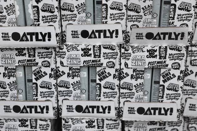 Daily Life In London Kentish Town And Notting Hill Oatly packaging are seen at a store in London, Great Britain on July 7, 2025. London United Kingdom  Copyright: xJakubxPorzyckix originalFilename: porzycki-dailylif250707_npwKA.jpg