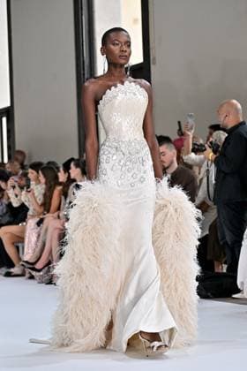 PFW Tamara Ralph Runway A model walks the runway at the Tamara Ralph show as part of Haute Couture Fashion Week in Paris, France on July, 7, 2025. Photo by Julien Reynaud APS-Medias ABACAPRESS.COM Paris France  Copyright: xReynaudxJulien APS-Medias ABACAx