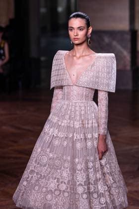 PFW - Georges Hobeika Runway A model walks the runway at the Georges Hobeika Haute Couture Fall Winter 2025-2026 show, as part of Paris Fashion Week in Paris, France on July 7, 2025. Photo by Ammar Abd Rabbo ABACAPRESS.COM Paris France  Copyright: xAbdxRabboxAmmar ABACAx