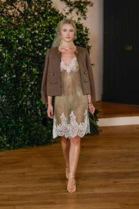 Julie de Libran Fashion Show Haute Couture Fall Winter 2025 2026 Collection during Paris Fashion Week June 7th, 2025 Julie de Libran Fashion Show Haute Couture Fall Winter 2025 2026 Collection , during Paris Fashion Week June 7th, 2025 Paris France  Copyright: xAgencex xBestimagexAgencex xBestimagex