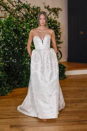 Julie de Libran Fashion Show Haute Couture Fall Winter 2025 2026 Collection during Paris Fashion Week June 7th, 2025 Julie de Libran Fashion Show Haute Couture Fall Winter 2025 2026 Collection , during Paris Fashion Week June 7th, 2025 Paris France  Copyright: xAgencex xBestimagexAgencex xBestimagex