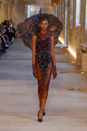 Rahul Mishra Fashion Show Haute Couture Fall Winter 2025 2026 Collection during Paris Fashion Week June 7th, 2025 Rahul Mishra Fashion Show Haute Couture Fall Winter 2025 2026 Collection , during Paris Fashion Week June 7th, 2025 Paris France  Copyright: xAgencex xBestimagexAgencex xBestimagex