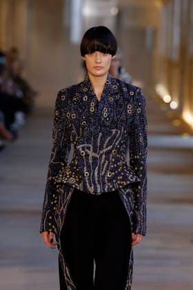 Rahul Mishra Fashion Show Haute Couture Fall Winter 2025 2026 Collection during Paris Fashion Week June 7th, 2025 Rahul Mishra Fashion Show Haute Couture Fall Winter 2025 2026 Collection , during Paris Fashion Week June 7th, 2025 Paris France  Copyright: xAgencex xBestimagexAgencex xBestimagex