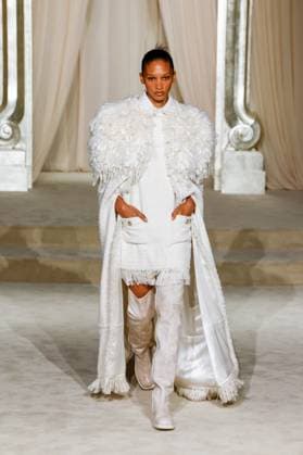 Chanel Haute Couture Collection Fall Winter 2025 2026 show as part of Paris Fashion Week PFW , au Grand Palais, à Paris, FRance, le 8 juillet 2025 Bestimage Runway during the Chanel Haute Couture Fall Winter 2025 2026 show as part of Paris Fashion Week on July 08, 2025 in Paris, France Paris France  Copyright: xAgencex xBestimagexAgencex xBestimagex