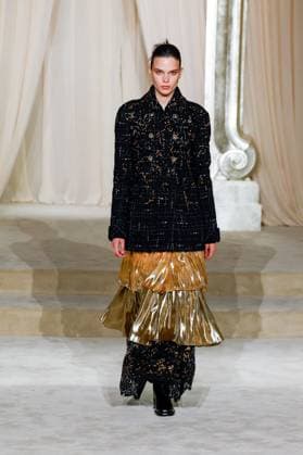 Chanel Haute Couture Collection Fall Winter 2025 2026 show as part of Paris Fashion Week PFW , au Grand Palais, à Paris, FRance, le 8 juillet 2025 Bestimage Runway during the Chanel Haute Couture Fall Winter 2025 2026 show as part of Paris Fashion Week on July 08, 2025 in Paris, France Paris France  Copyright: xAgencex xBestimagexAgencex xBestimagex