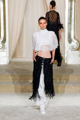 Chanel Haute Couture Collection Fall Winter 2025 2026 show as part of Paris Fashion Week PFW , au Grand Palais, à Paris, FRance, le 8 juillet 2025 Bestimage Runway during the Chanel Haute Couture Fall Winter 2025 2026 show as part of Paris Fashion Week on July 08, 2025 in Paris, France Paris France  Copyright: xAgencex xBestimagexAgencex xBestimagex
