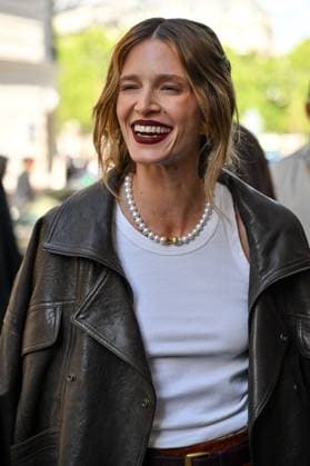 PFW Ashi Studio Outside Arrivals Helena Bordon arriving at the Ashi Studio show as part of Haute Couture Fashion Week in Paris, France on July, 8, 2025. Photo by Julien Reynaud APS-Medias ABACAPRESS.COM Paris France  Copyright: xReynaudxJulien APS-Medias ABACAx