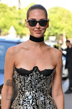 PFW Ashi Studio Outside Arrivals Chiara Ferragni arriving at the Ashi Studio show as part of Haute Couture Fashion Week in Paris, France on July, 8, 2025. Photo by Julien Reynaud APS-Medias ABACAPRESS.COM Paris France  Copyright: xReynaudxJulien APS-Medias ABACAx