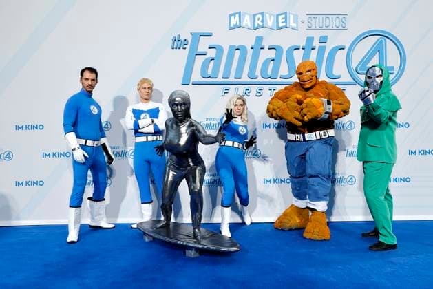 Entertainment Themen der Woche KW28 Cosplayer bei der The Fantastic Four - First Steps Film Premiere und Fan Event am 8.07.2025 im Center am Potsdamer Platz in Berlin The Fantastic Four Filmpremiere in Berlin *** Cosplayers at The Fantastic Four First Steps movie premiere and fan event on 8 07 2025 at the Center am Potsdamer Platz in Berlin The Fantastic Four movie premiere in Berlin