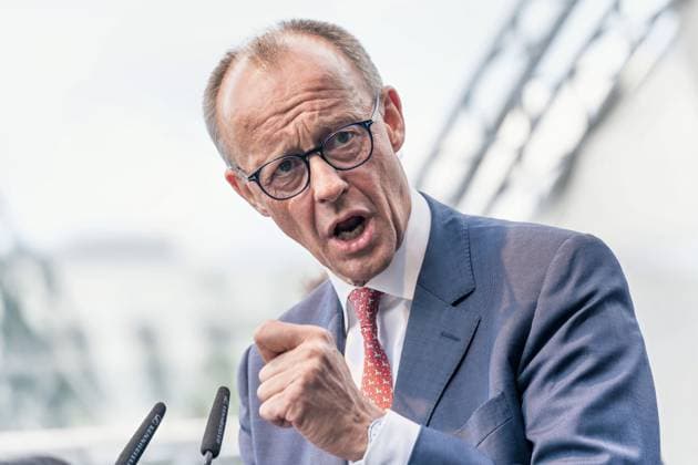 News Themen der Woche KW28 08.07.2025,Berlin,49.PKM-Sommerfest im Kronprinzenplais Unter den Linden,(Verein zur Förderung der Arbeit des Parlamentskreis Mittelstand e.V.),Bundeskanzler Friedrich Merz (CDU) *** 08 07 2025,Berlin,49 PKM Summer party at Kronprinzenplais Unter den Linden, Verein zur Förderung der Arbeit des Parlamentskreis Mittelstand e V ,Federal Chancellor Friedrich Merz CDU