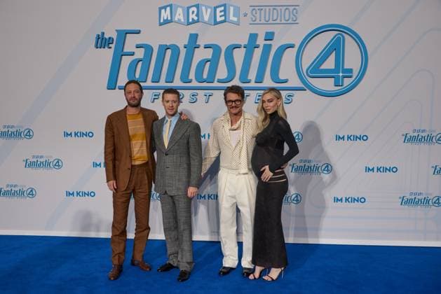 Ebon Moss-Bachrach, Joseph Quinn, Pedro Pascal und Vanessa Kirby (schwanger) - Fan-Event THE FANTASTIC FOUR:FIRST STEPS im Center in Berlin am 08.07.2025. Fan-Event - The Fantastic Four