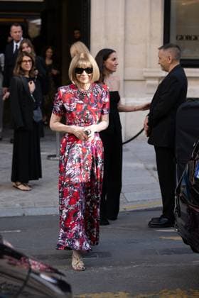 PFW - Georgio Armani Outside Arrivals Anna Wintour attends the Georgio Armani Haute Couture Fall Winter 2025 2026 show as part of Paris Fashion Week on July 08, 2025 in Paris, France. Photo by Laurent Zabulon ABACAPRESS.COM Paris France  Copyright: xZabulonxLaurent ABACAx