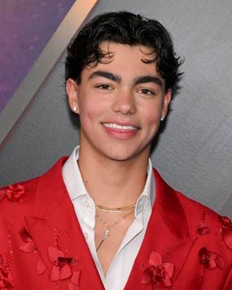 July 8, 2025, Hollywood, California, USA: Malachi Barton attends Disney s Zombies 4: Dawn of the Vampires. Hollywood USA - ZUMAb173 20250708_aap_b173_023 Copyright: xBillyxBennightx