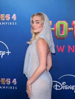 Zombies 4 Dawn of the Vampires Premiere - Los Angeles, USA LOS ANGELES, USA. July 08, 2025: Meg Donnelly at the premiere for Disney s Zombies 4: Dawn of the Vampires . Los Angeles CA USA  Copyright: xPaulxSmith Featureflashx