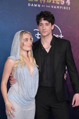 Zombies 4 Dawn of the Vampires Premiere - Los Angeles, USA LOS ANGELES, USA. July 08, 2025: Meg Donnelly & Milo Manheim at the premiere for Disney s Zombies 4: Dawn of the Vampires . Los Angeles CA USA  Copyright: xPaulxSmith Featureflashx