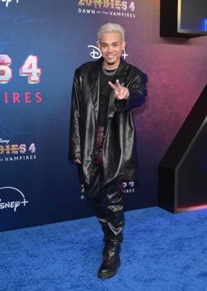 Zombies 4 Dawn of the Vampires Premiere - Los Angeles, USA LOS ANGELES, USA. July 08, 2025: Roshon Fegan at the premiere for Disney s Zombies 4: Dawn of the Vampires . Los Angeles CA USA  Copyright: xPaulxSmith Featureflashx