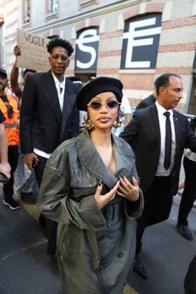 Cardi B arrives at the Maison Margiela Fall Winter 2025 2026 Haute Couture Collection show during Paris Fashion Week PFW at Centquatre in Paris, France, on July 9, 2025 Yoann Ouahcene Bestimage Cardi B arrives at the Maison Margiela Fall Winter 2025 2026 Haute Couture Collection show during Paris Fashion Week PFW at Centquatre in Paris, France, on July 9, 2025 Paris France  Copyright: xYoannxOuahcenex xBestimagexYoannxOuahcenex xBestimagex