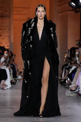 (250710) -- PARIS, July 10, 2025 -- A model presents a creation from the haute couture Fall-Winter 2025 2026 collections by Zuhair Murad during the Paris Haute Couture Week, in Paris, France, on July 9, 2025. (MeetEurope Handout via Xinhua) FRANCE-PARIS-HAUTE COUTURE-FASHION SHOW-ZUHAIR MURAD MxEetEuropegaojing 