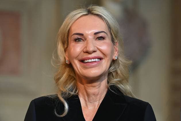 Saskia GREIPL KOSTANTINIDIS, Einzelbild,angeschnittenes Einzelmotiv,Portraet,Portrait,Porträt. Verleihung Bayerischer Verdienstorden im Antiquariat der Residenz in Muenchen am 09.07.2025
