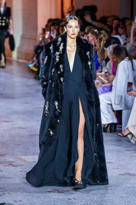 PFW - Zuhair Murad Runway A model walks the runway during the Zuhair Murad Haute Couture Fall Winter 2025 2026 show as part of Paris Fashion Week on July 09, 2025 in Paris, France. Photo by Shootpix ABACAPRESS.COM Paris France  Copyright: xShootpix ABACAx