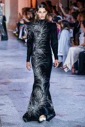 PFW - Zuhair Murad Runway A model walks the runway during the Zuhair Murad Haute Couture Fall Winter 2025 2026 show as part of Paris Fashion Week on July 09, 2025 in Paris, France. Photo by Shootpix ABACAPRESS.COM Paris France  Copyright: xShootpix ABACAx