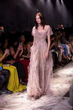 PFW - Elie Saab Runway A model walks the runway at the Elie Saab Haute Couture Fall Winter 2025-2026 show, as part of Paris Fashion Week in Paris, France on July 9, 2025. Photo by Ammar Abd Rabbo ABACAPRESS.COM Paris France  Copyright: xAbdxRabboxAmmar ABACAx