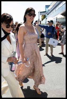 . 10 07 2025. London, United Kingdom. Model Daisy Lowe on day eleven of the Wimbledon Tennis Championships in London..  xStephenxLockx xi-Imagesx IIM-26093-0063
