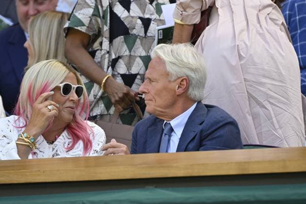 Tennis : Wimbledon -2025 - ITF - Tennis - Wimbledon - ITF - Bjorn Borg et sa femme - Royal box GB  Copyright: xChryslenexCaillaudx xPznewsx