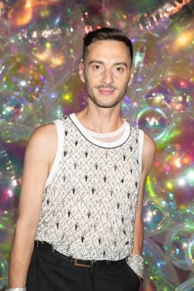 Thomas Jolly au défilé Germanier Haute Couture Automne Hiver 2025 2026 dans le cadre de la Fashion Week de Paris PFW , Palais de Tokyo, France, le 10 Juillet 2025 Jeremy Melloul Bestimage Celebs arrive at the Germanier Haute Couture Fall Winter 2025 2026 show as part of Paris Fashion Week PFW , in Paris, France, on July 7, 2025 Paris France  Copyright: xJeremyxMelloulx xBestimagexJeremyxMelloulx xBestimagex