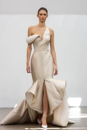 PFW - Rami Al Ali Runway A model walks the runway at the Rami Al Ali Haute Couture Fall Winter 2025-2026 show, as part of Paris Fashion Week in Paris, France on July 10, 2025. Rami Al Ali is the first Syrian fashion designer to present a collection ‘officially’ at the Paris Haute Couture week. Photo by Ammar Abd Rabbo ABACAPRESS.COM Paris France  Copyright: xAbdxRabboxAmmar ABACAx