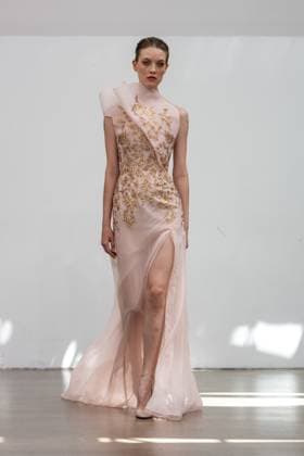 PFW - Rami Al Ali Runway A model walks the runway at the Rami Al Ali Haute Couture Fall Winter 2025-2026 show, as part of Paris Fashion Week in Paris, France on July 10, 2025. Rami Al Ali is the first Syrian fashion designer to present a collection ‘officially’ at the Paris Haute Couture week. Photo by Ammar Abd Rabbo ABACAPRESS.COM Paris France  Copyright: xAbdxRabboxAmmar ABACAx