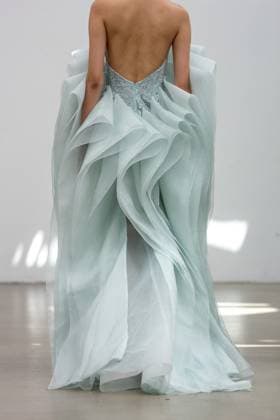 PFW - Rami Al Ali Runway A model walks the runway at the Rami Al Ali Haute Couture Fall Winter 2025-2026 show, as part of Paris Fashion Week in Paris, France on July 10, 2025. Rami Al Ali is the first Syrian fashion designer to present a collection ‘officially’ at the Paris Haute Couture week. Photo by Ammar Abd Rabbo ABACAPRESS.COM Paris France  Copyright: xAbdxRabboxAmmar ABACAx