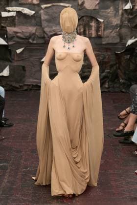 Maison Margiela Haute Couture Collection Fall Winter 2025 2026 show during Paris Fashion Week, July 10th, 2025 Maison Margiela Fashion Show Haute Couture Fall Winter 2025 2026 Collection , during Paris Fashion Week July 10th, 2025 Paris France  Copyright: xAgencex xBestimagexAgencex xBestimagex