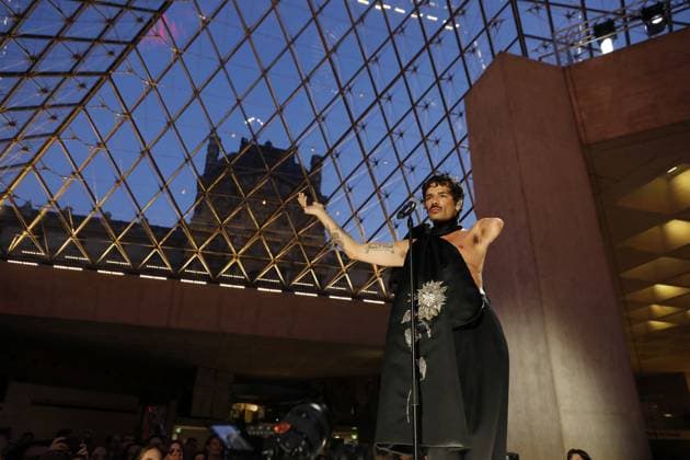 Semi Exclusive Lucky Love La Nuit de la Mode Fashion Week at the Louvre, Paris on 10 July 2025 Marc Ausset Lacroix Bestimage La Nuit de la Mode Fashion Week at the Louvre, Paris on 10 July 2025 Paris France  Copyright: xMarcxAussetxLacroixx xBestimagexMarcxAussetxLacroixx xBestimagex