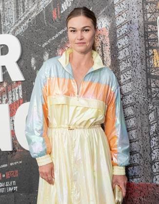 July 11, 2025, Bronx, New York, USA: Julia Stiles arrives for Katie Taylor vs Amanda Serrano 3 boxing bout at Madison Square Garden in New York, NY on July 11, 2025 Bronx USA - ZUMAr339 20250711_znp_r339_057 Copyright: xLevxRadinx