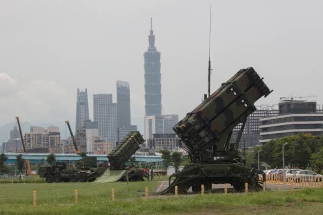 News Themen der Woche KW28 Taiwan™s Patriot air defence system Patriot air defense system is deployed in a park as part of Han Kuang military drill in Taipei,Taiwan on July 12, 2025. Copyright: xJameson_Wux