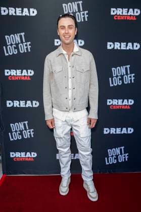 Sterling Beaumon bei der Premiere des Kinofilms Don t Log Off im Laemmle Theatre. Glendale, 12.07.2025