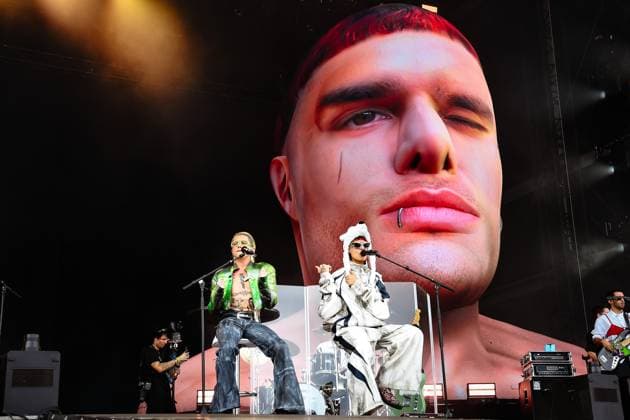Entertainment Themen der Woche KW28 Entertainment Musik, Lollapalooza Berlin 2025 13.07.2025, xdanx, Entertainment Musik, Lollapalooza Berlin 2025 v.l. Die Band Ca7riel & Paco Amoroso stehen beim Lollapalooza Festival im Berliner Olympiastadion auf der Buehne. Die zehnte Ausgabe des Musikfestivals findet am Wochenende des 12 und 13. Juli 2025 im Olympiastadion und Olympiapark in Berlin statt. Berlin Olympiastadion Berlin Deutschland (DE) *** Entertainment Music, Lollapalooza Berlin 2025 13 07 2025, xdanx, Entertainment Music, Lollapalooza Berlin 2025 v l The band Ca7riel Paco Amoroso will be on stage at the Lollapalooza Festival in Berlins Olympiastadion The tenth edition of the music festival will take place on the weekend of July 12 and 13, 2025 at the Olympiastadion and Ol Copyright: xDanielxLakomskix