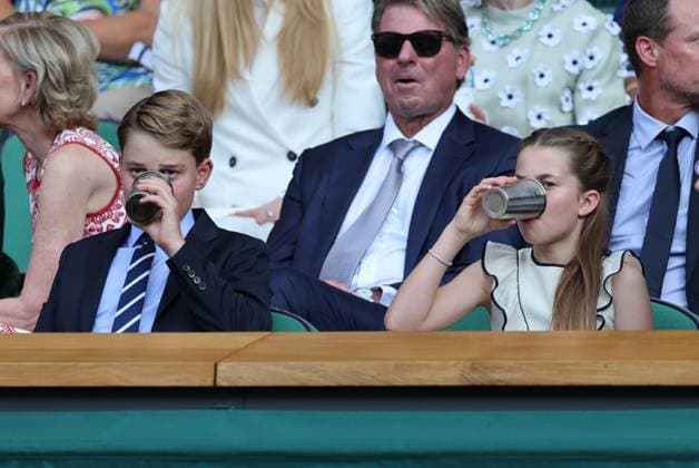 . 13 07 2025. London, United Kingdom. Prince William and Kate Middleton with their children Prince George and Princess Charlotte in the Royal Box for the Mens Singles Final on the last day of the Wimbledon Tennis Championships in London .  xStephenxLockx xi-Imagesx IIM-26103-0151
