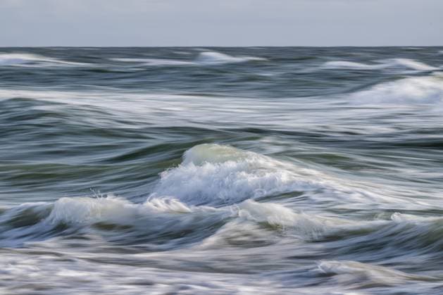 Meereswellen in Bewegung, Wischeffekt, Langzeitbelichtung, bei Hvide Sande, Nordsee, Dänemark, Europa Sea waves in motion, wiping effect, long exposure, near Hvide Sande, North Sea, Denmark, Europe Copyright: imageBROKER OlafxKrüger ibxomk14231183.jpg