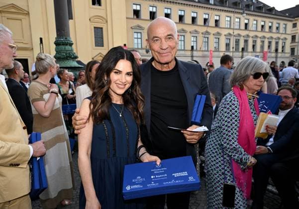 Heiner Lauterbach mit Frau Viktoria Klassik am Odeonsplatz mit Unterstützung von Mercedes-Benz in München am 13.Juli 2025